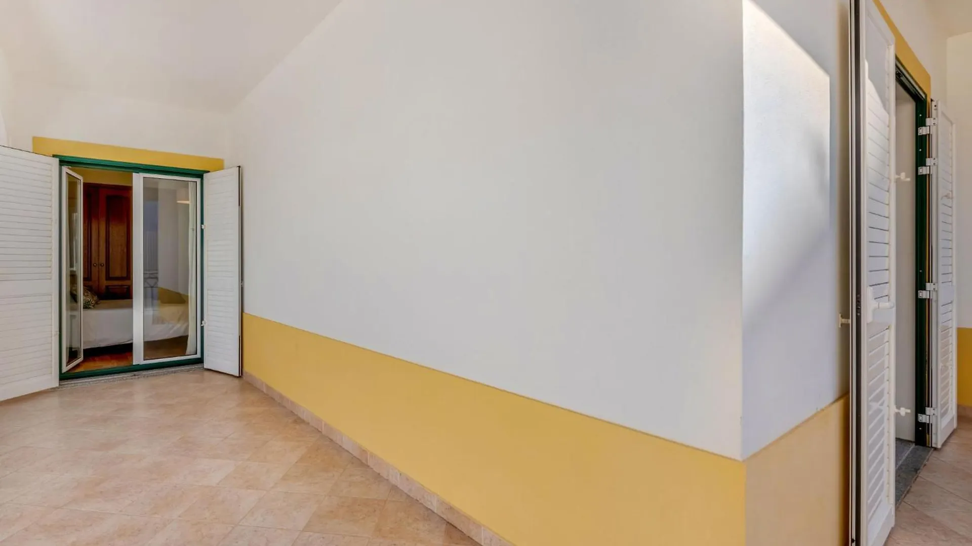 Villa Colibri By Interhome Patroves