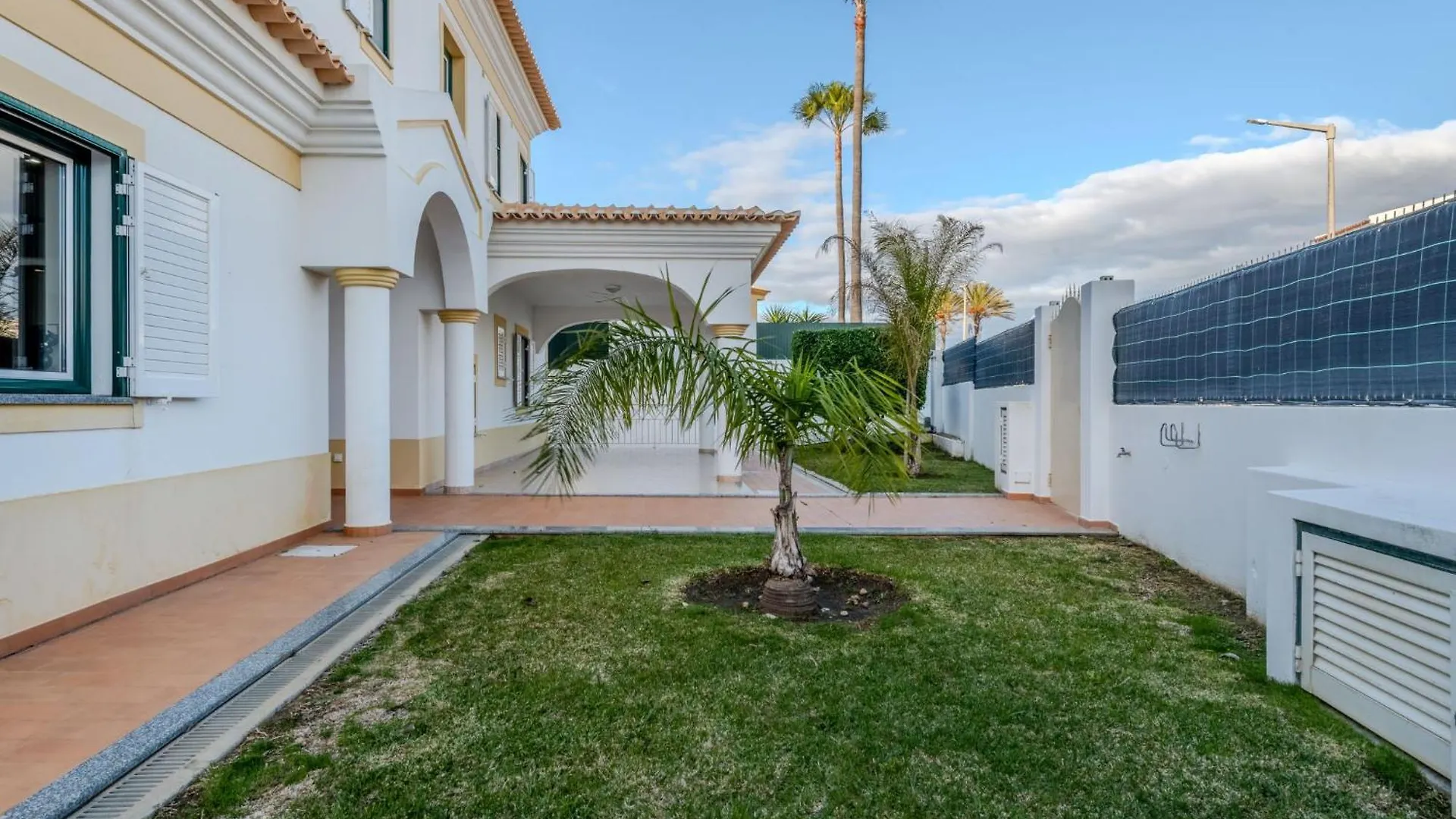 Villa Colibri By Interhome Patroves